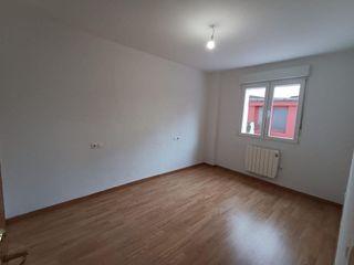 Piso en alquiler en La Arena en Gijón