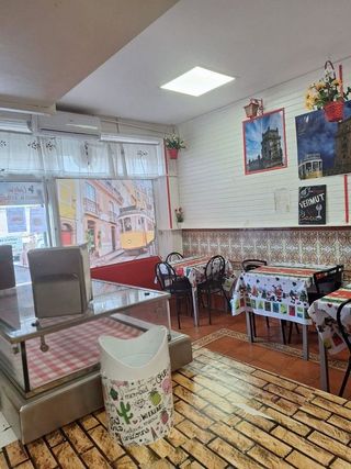 Local comercial en alquiler en Arturo Eyres - La Rubia en Valladolid