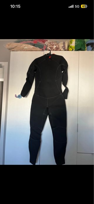 Traje de neopreno negro