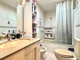 Piso en venta en Santa Eugènia en Girona