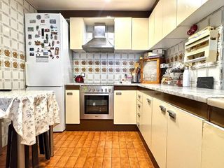 Piso en venta en Santa Eugènia en Girona