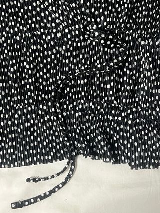 Blusa Zara lunares manga larga