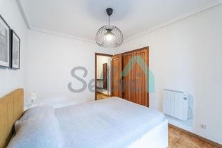 Piso en alquiler en Milán - Pumarín - Teatinos en Oviedo