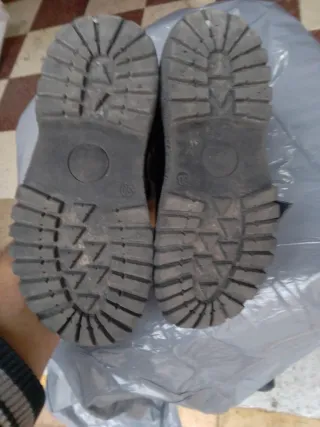 Zapatillas niña charol negras Talla 30