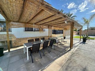 Chalet en alquiler en Jubalcoi en Elche