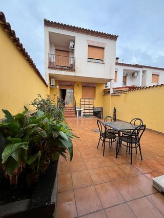 Casa pareada en alquiler en Cazalegas