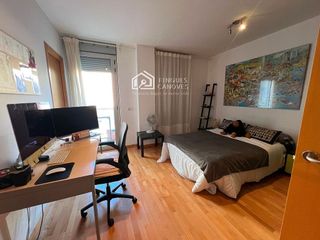 Piso en venta en Eixample Nord – La Devesa en Girona