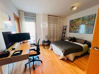 Piso en venta en Eixample Nord – La Devesa en Girona