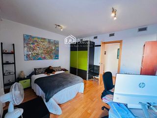 Piso en venta en Eixample Nord – La Devesa en Girona