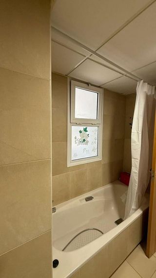 Piso en alquiler en Los Ángeles - Cruz de Caravaca en Almería