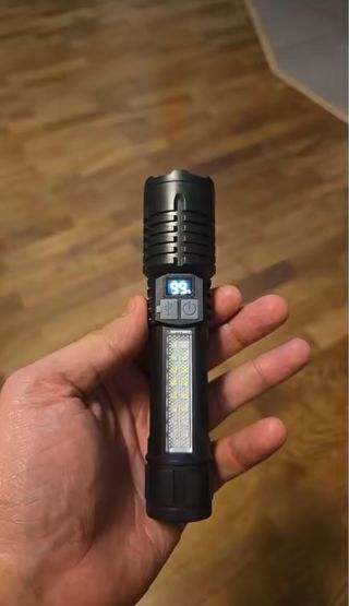 Linterna LED COB regulable alcance