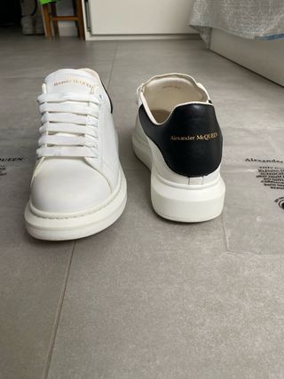 Zapatillas Alexander McQueen Blancas y Negras