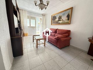 Piso en venta en Carolinas Bajas en Alicante