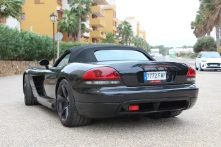 Dodge Viper 2004