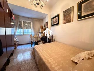 Piso en venta en Centro en Alicante