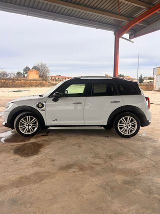 MINI Countryman Cooper S ALL4 224 Enchufable
