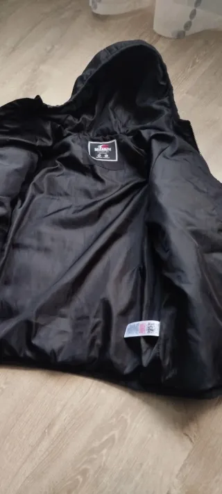 Chaqueta MCKENZIE negra 10-12 años