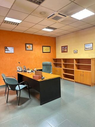 Oficina en alquiler en Sierrapando en Torrelavega