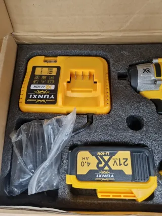 Taladro Atornillador Inalámbrico YUNXI