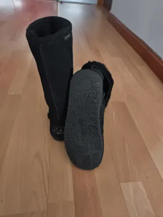 Botas altas Bearpaw negras
