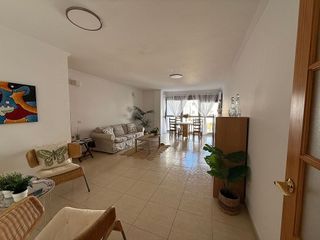 Piso en alquiler en Santa Catalina - Canteras en Palmas de Gran Canaria(Las)