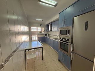 Piso en alquiler en Santa Catalina - Canteras en Palmas de Gran Canaria(Las)