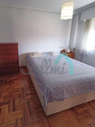 Piso en alquiler en Auditorio - Parque Invierno en Oviedo