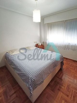 Piso en alquiler en Auditorio - Parque Invierno en Oviedo