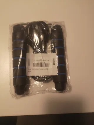 Comba de ejercicio con mangos acolchados