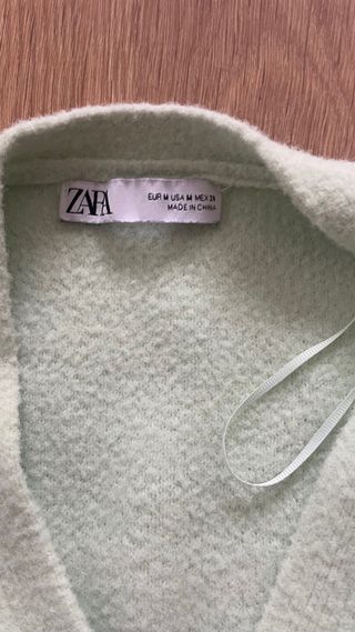 Cárdigan Zara botones joya verde XS