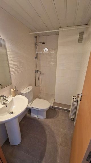 Piso en alquiler en Paus - Poligono San Blas en Alicante