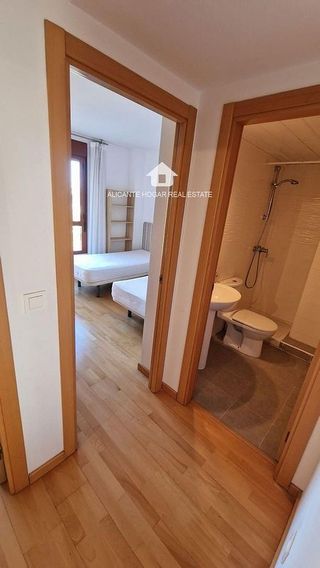 Piso en alquiler en Paus - Poligono San Blas en Alicante