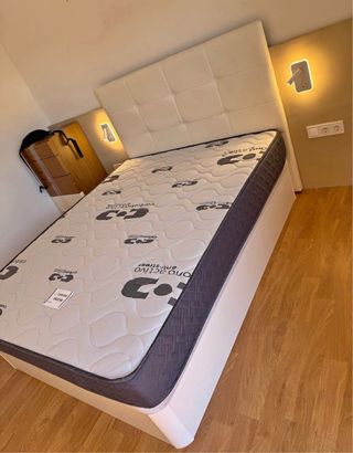 Liquidación camas canapé y colchón