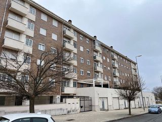 Local comercial en venta en Universidad en Ávila