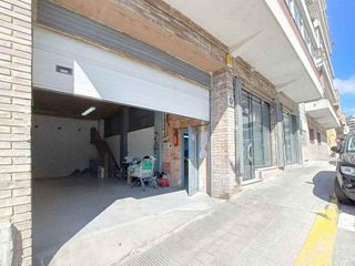 Local comercial en venta en Instituts - Universitat en Lleida