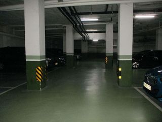 Garaje en alquiler en Gros en San Sebastián-Donostia