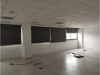 Local comercial en alquiler en Arcas Reales - Pinar del Jalón en Valladolid