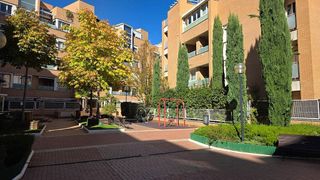 Piso en alquiler en Arroyo de la Vega en Alcobendas