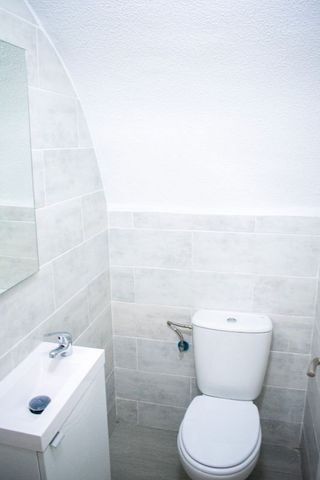 Casa adosada en venta en Centro en Torrevieja