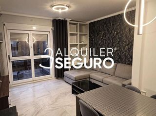 Piso en alquiler en Colores - Entreparques en Sevilla