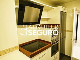 Piso en alquiler en Colores - Entreparques en Sevilla