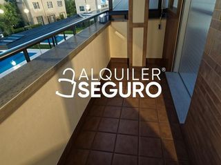 Piso en alquiler en Colores - Entreparques en Sevilla