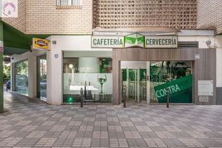 Local comercial en venta en San Francisco Javier en Granada