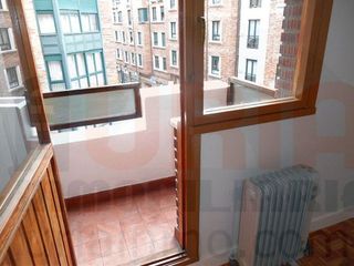 Piso en alquiler en Zona Teatro Campoamor en Oviedo