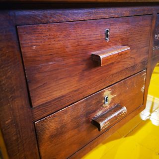 MESA ESCRITORIO CASTAÑO R3760073047791