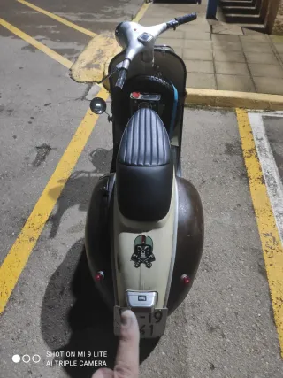 Vespa 150s primera serie.
