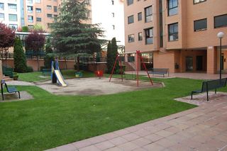 Piso en alquiler en Lucero en Madrid