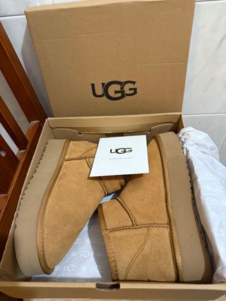 Botas UGG Castanhas
