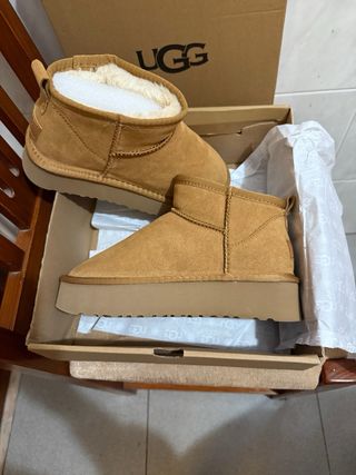 Botas UGG Castanhas