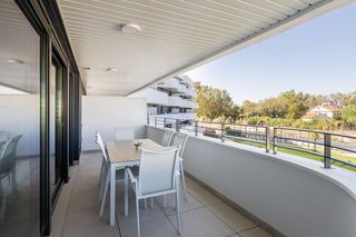 Piso en alquiler en Los Álamos en Torremolinos